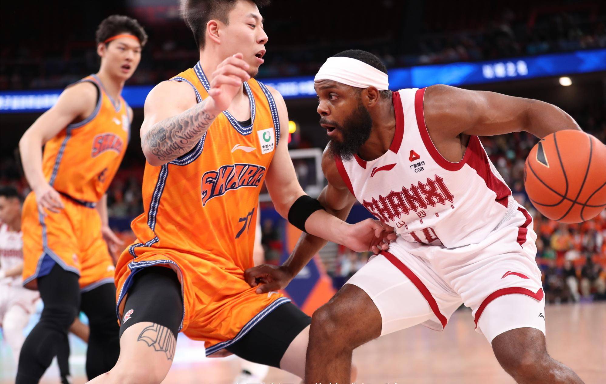 米兰网址 -刚刚！今晨深圳男篮绝杀压哨——葡超节点到来转会期AC米兰调整名单以备社区盾，莎拉波娃与70激战西班牙队分钟的简单介绍